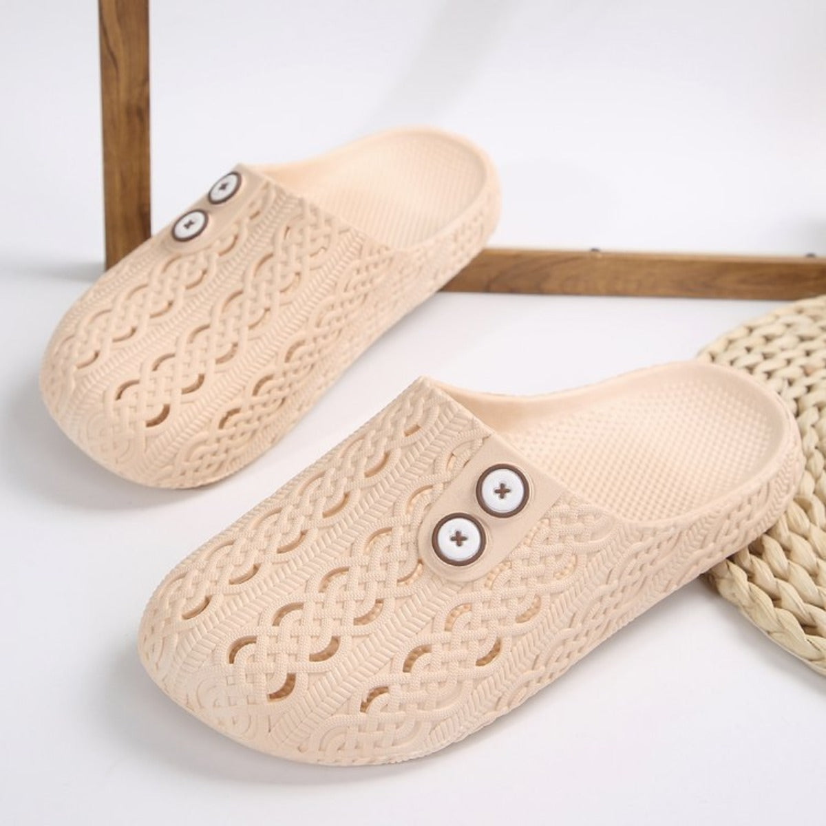 Round Toe Flat Sandals